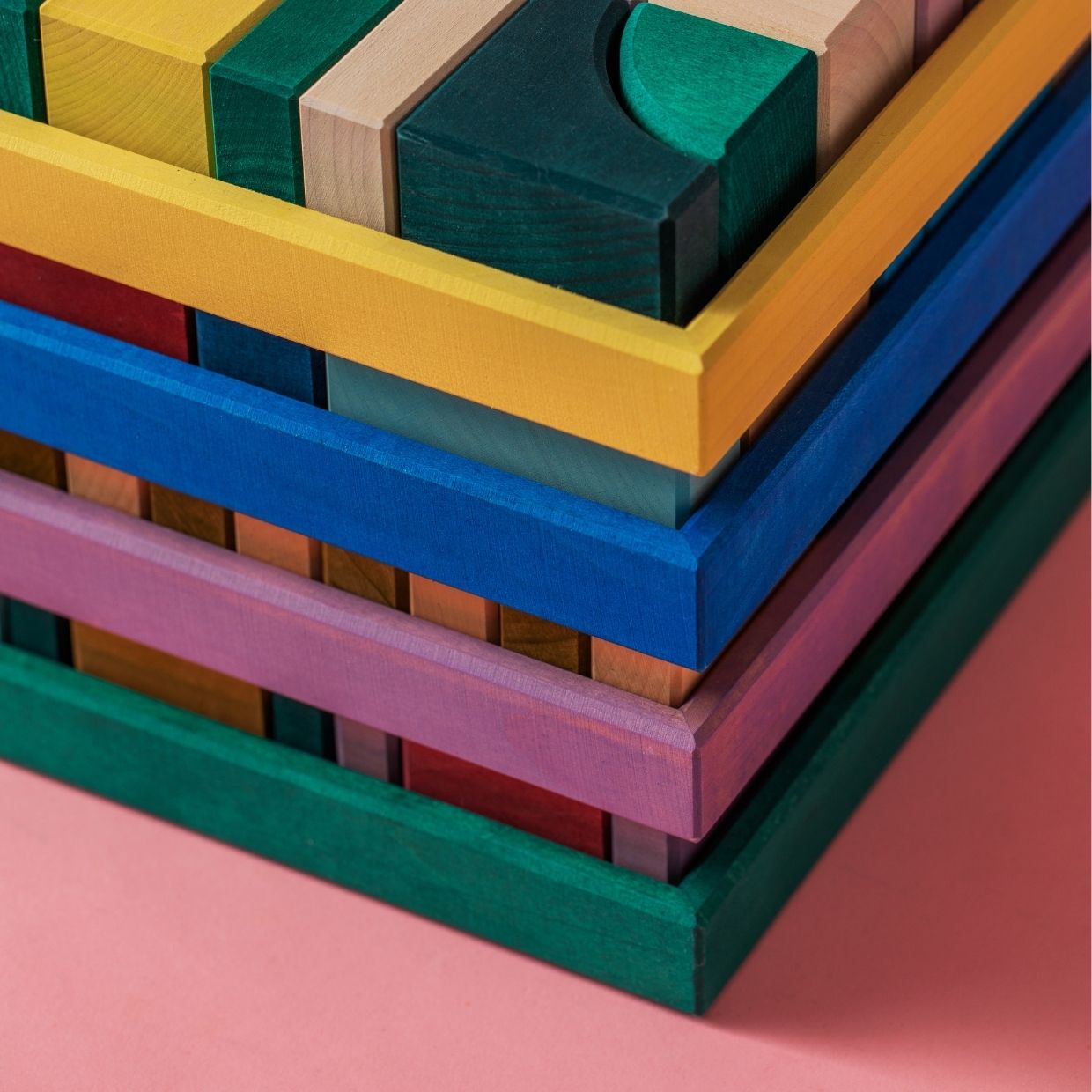 Small Building Set Movement